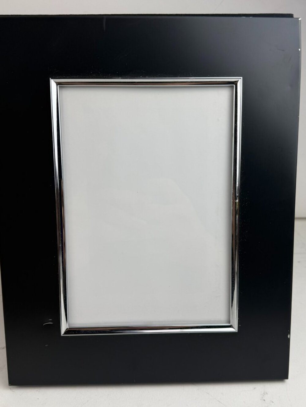 Black 8x10 inc Photo Frame Silver Trim Easel Back – Frame Bend & Minor Scratches